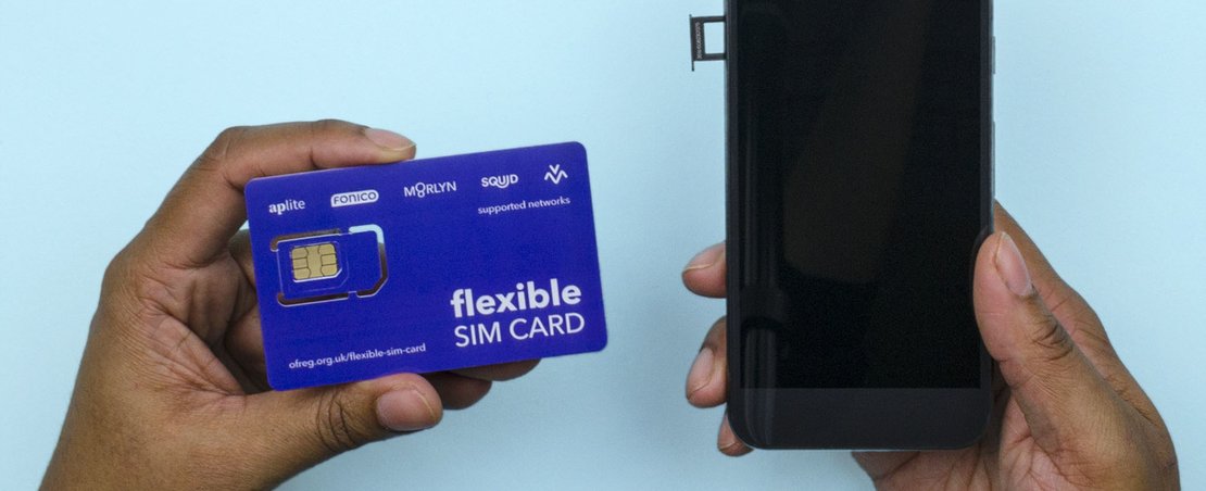 Data sharing on a mobile phone using a bank card