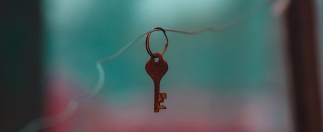 key hanging on wire